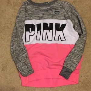 Multicolor vs sweatshirt runs big no hood,